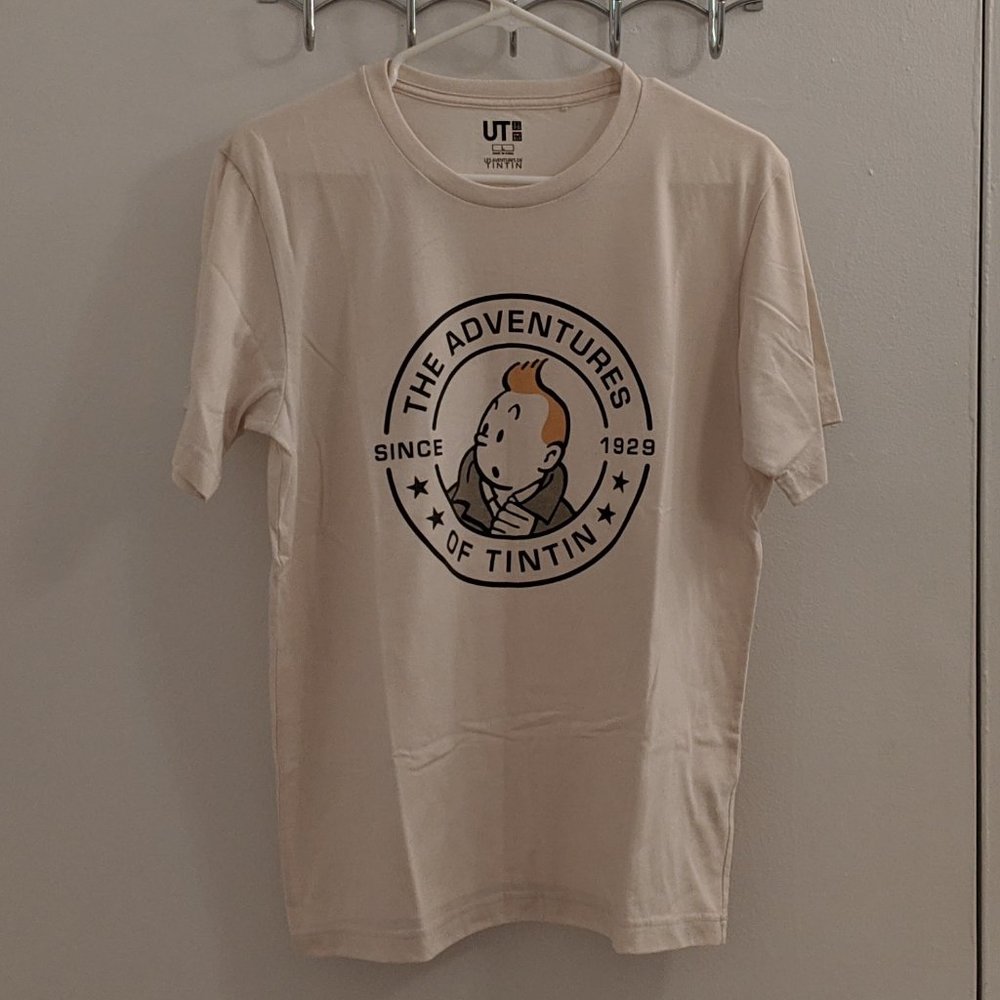 Uniqlo t-shirt